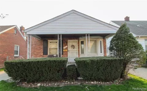 7683 Greenview Ave, Detroit, MI 48228