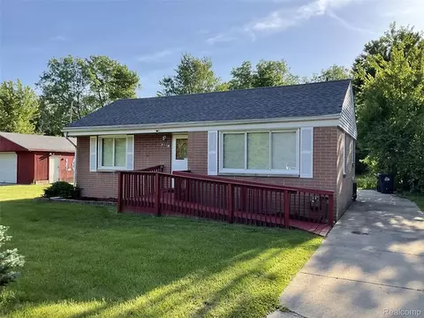 14180 Huron St, Taylor, MI 48180
