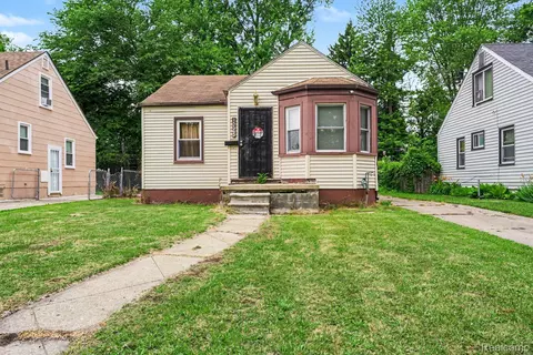 15363 Plainview Ave, Detroit, MI 48223
