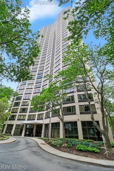5000 Town Ctr #2906, Southfield, MI 48075