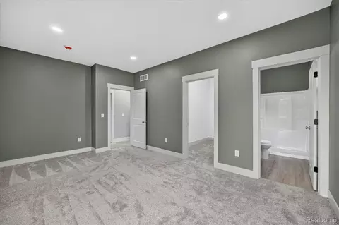Bedroom - 926 Ford Rd, Carleton, MI 48117 photo 5 of 5