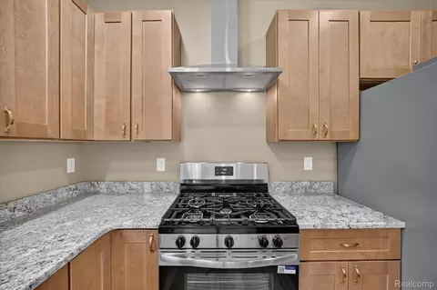 Kitchen - 926 Ford Rd, Carleton, MI 48117 photo 4 of 4