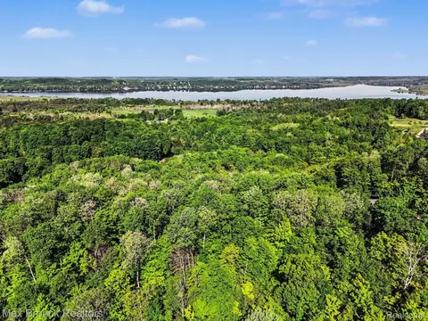 125 Legend Trl, Custer, MI 49615 photo 6