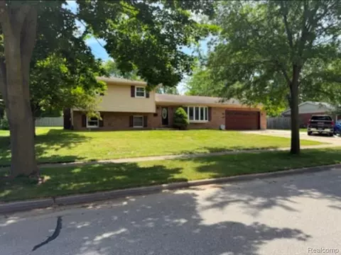 461 Craemer Dr, Frankenmuth, MI 48734