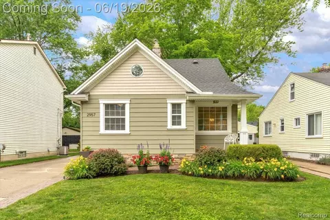 2957 Thomas Ave, Berkley, MI 48072