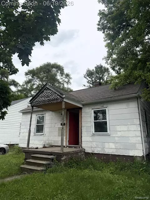 9536 Plainview Ave, Detroit, MI 48228