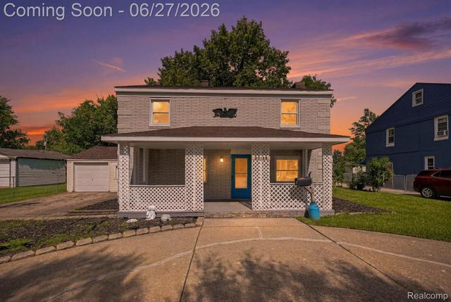 29156 Coolidge St, Roseville, MI 48066