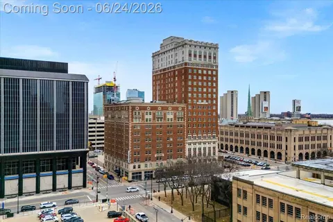 525 W Lafayette Blvd #13E, Detroit, MI 48226