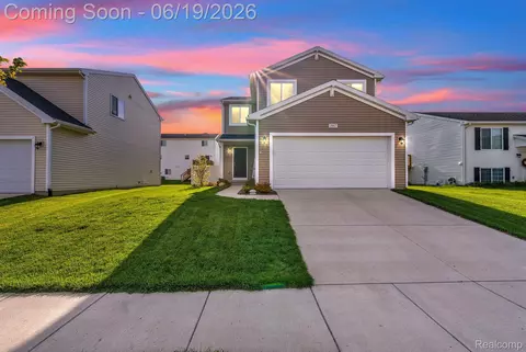 2907 Jordan River Dr, Handy, MI 48836