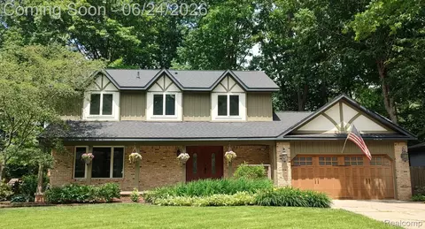 5327 Olde Saybrooke Rd, Grand Blanc, MI 48439
