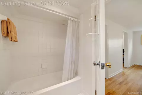 417 Cloverly Rd, Grosse Pointe Farms, MI 48236 photo 31