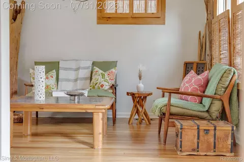 417 Cloverly Rd, Grosse Pointe Farms, MI 48236 photo 5