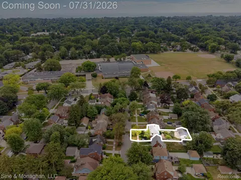 417 Cloverly Rd, Grosse Pointe Farms, MI 48236 photo 62