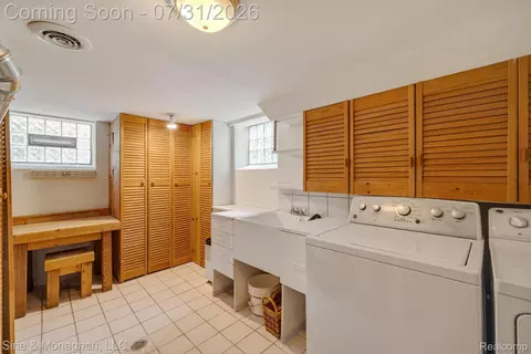 417 Cloverly Rd, Grosse Pointe Farms, MI 48236 photo 48