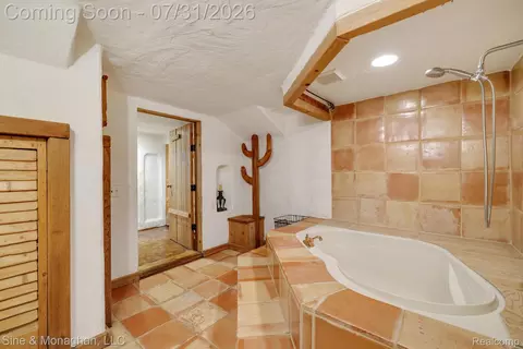 417 Cloverly Rd, Grosse Pointe Farms, MI 48236 photo 47