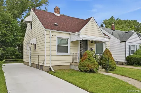 16069 Fairmount Dr, Detroit, MI 48205