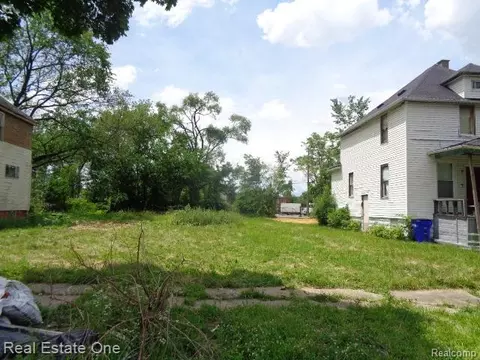 6147 Stanton St, Detroit, MI 48208