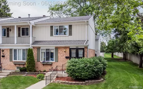 1882 Wickham St, Royal Oak, MI 48073