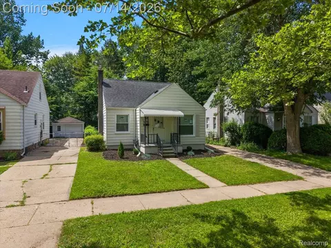 Other - 2155 E 8 Mile Rd, Grosse Pointe Woods, MI 48236 photo 5 of 13