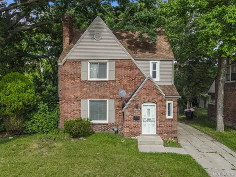18746 Glenhurst St, Detroit, MI 48219