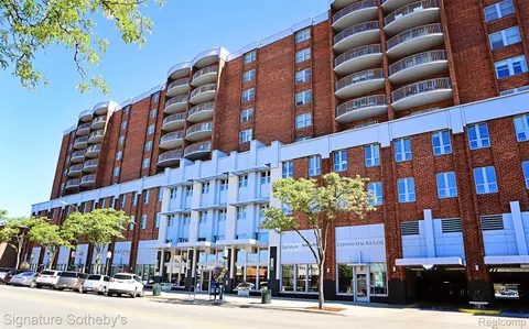 411 S Old Woodward Ave #608, Birmingham, MI 48009