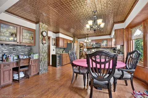 Dining - 45331 Rector Dr, Canton, MI 48188 photo 5 of 8