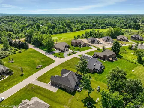 View/Area - 2100 Shane Ct, Addison, MI 48370 photo 9 of 10