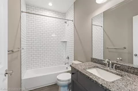 Bath - 2100 Shane Ct, Addison, MI 48370 photo 1 of 9