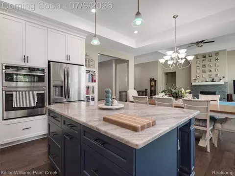 Kitchen - 2100 Shane Ct, Addison, MI 48370 photo 2 of 3