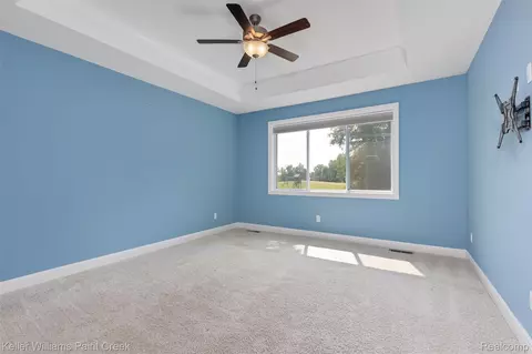Bedroom - 2100 Shane Ct, Addison, MI 48370 photo 5 of 6