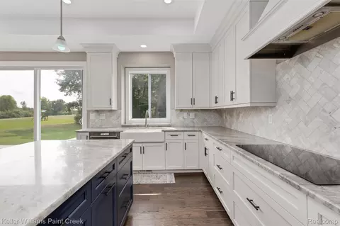 Kitchen - 2100 Shane Ct, Addison, MI 48370 photo 3 of 5
