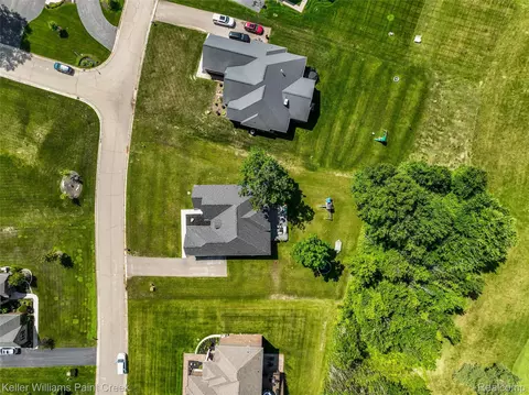 View/Area - 2100 Shane Ct, Addison, MI 48370 photo 5 of 10