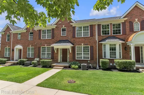 41590 Mitchell Rd, Novi, MI 48377