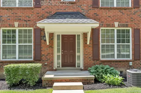 41590 Mitchell Rd, Novi, MI 48377