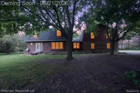 9065 E Richfield Rd, Richfield, MI 48423