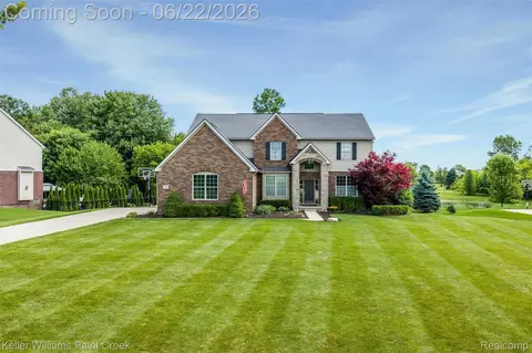 75644 Elk Horn Dr, Bruce Township, MI 48065
