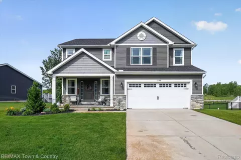 13148 River Rock Pass, Fenton, MI 48451