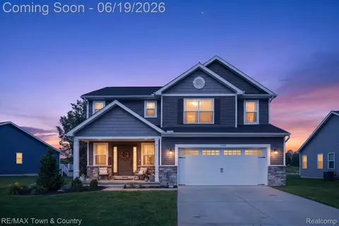 13148 River Rock Pass, Fenton, MI 48451