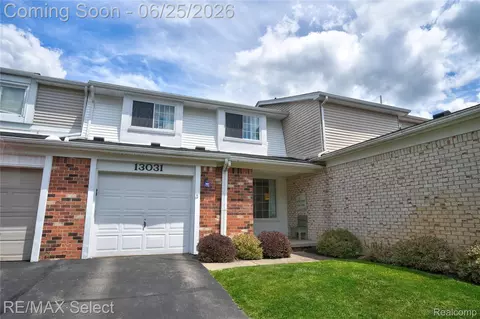 13031 Lockmoor Dr, Grand Blanc, MI 48439