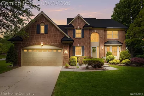 41278 Scarborough Ln, Novi, MI 48375