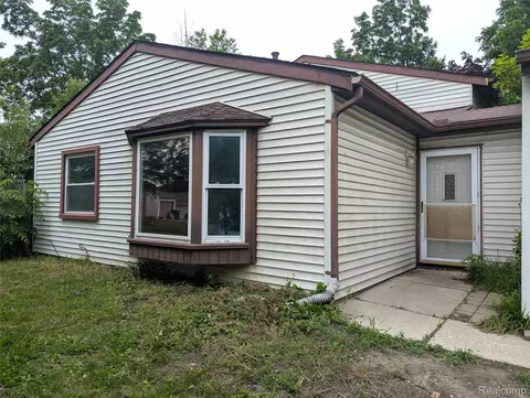 5438 Grayfield Cir, Ypsilanti, MI 48197