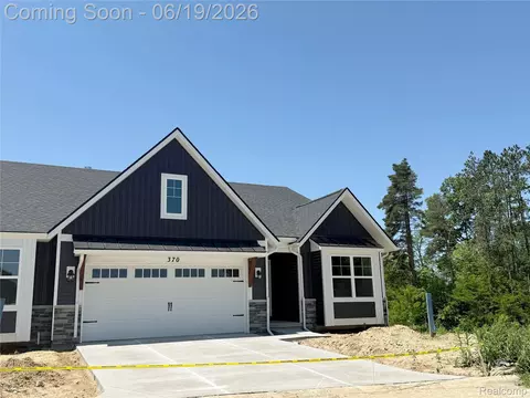 370 Canyon Creek Ct #19, Marion, MI 48843