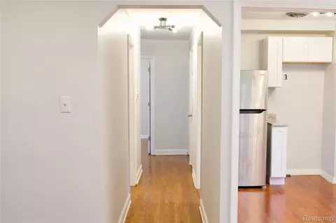 Entry Way - 19189 Berden St, Grosse Pointe, MI 48236 photo 1 of 1
