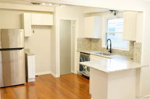 Kitchen - 19189 Berden St, Grosse Pointe, MI 48236 photo 1 of 3