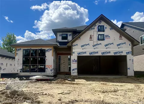 7829 Trailside Ct, West Bloomfield, MI 48323