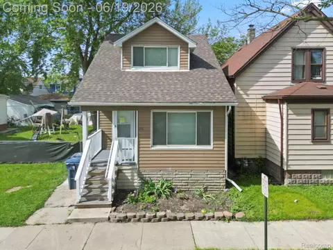 74 Pine St, River Rouge, MI 48218