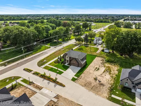 View/Area - 49001 Wingfield Dr, Macomb, MI 48044 photo 1 of 8