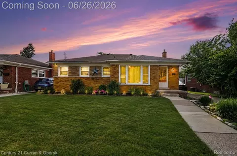 9059 San Jose, Redford, MI 48239
