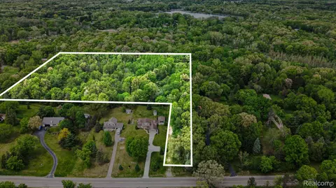 00000 Davisburg Rd, Springfield, MI 48350