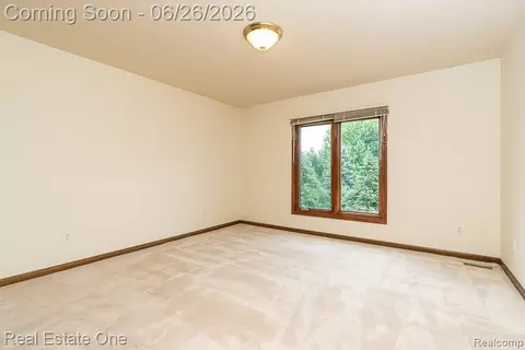 Bedroom - 2898 Eagle Dr, Rochester Hills, MI 48309 photo 2 of 5